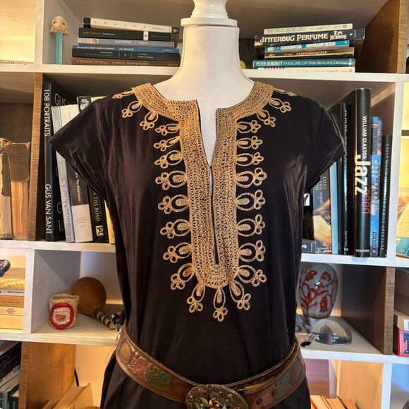 CALYPSO EMBROIDERED TUNIC - Picture 2 of 5